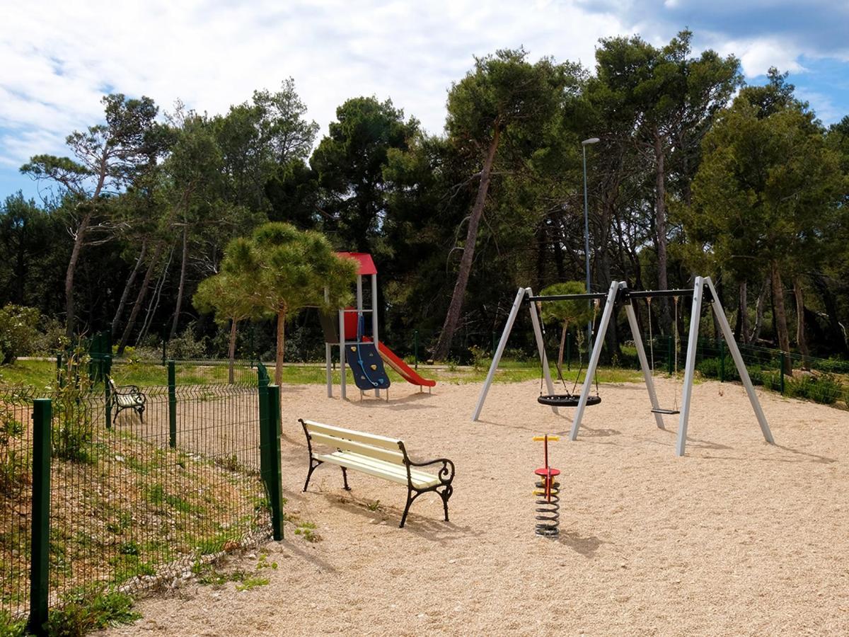 Apartman No 12 Mali Losinj Bagian luar foto